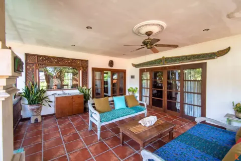 4 bedrooms Villa in Seminyak, Badung, Indonesia No. 10256 18