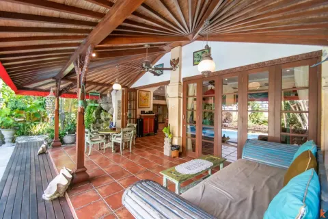 4 bedrooms Villa in Seminyak, Badung, Indonesia No. 10256 3