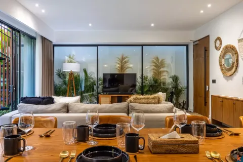 4 bedrooms Villa in Canggu, Badung, Indonesia No. 10255 10
