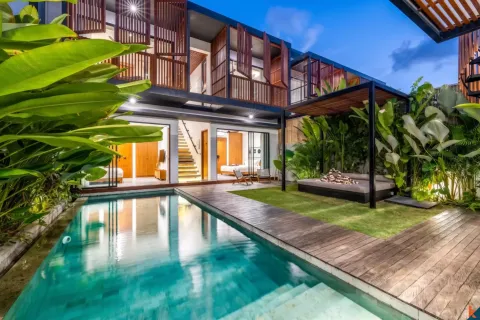 4 bedrooms Villa in Canggu, Badung, Indonesia No. 10255