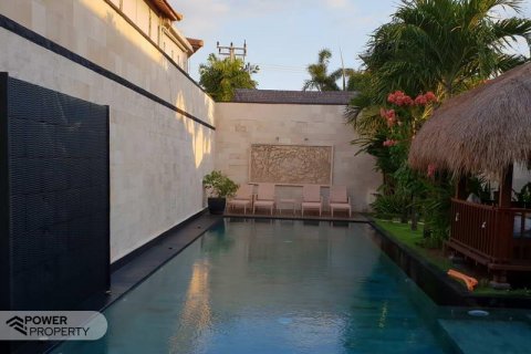 6 bedrooms Villa in Canggu, Badung, Indonesia No. 122 10