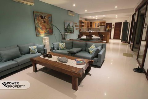6 bedrooms Villa in Canggu, Badung, Indonesia No. 122 2