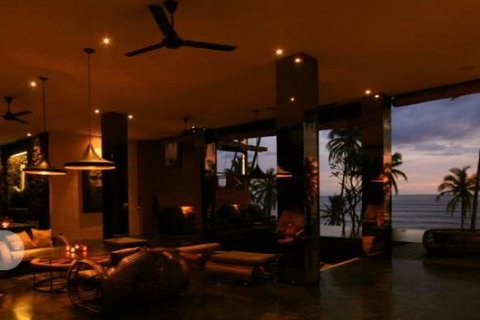 4 bedrooms Villa in Tabanan, Indonesia No. 8610