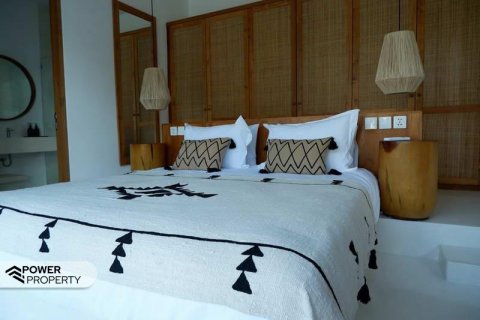 4 bedrooms Villa in South Kuta, Badung, Indonesia No. 8611