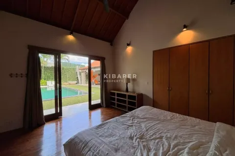 3 bedrooms Villa in Tibubeneng, Badung, Indonesia No. 12254 10