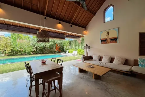 3 bedrooms Villa in Tibubeneng, Badung, Indonesia No. 12254 4
