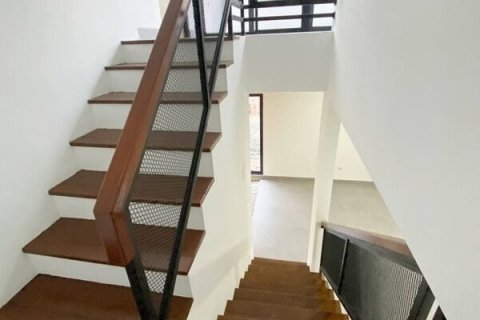 Дом с 4 спальнями в Южный Тангеранг, Индонезия № 5597 3