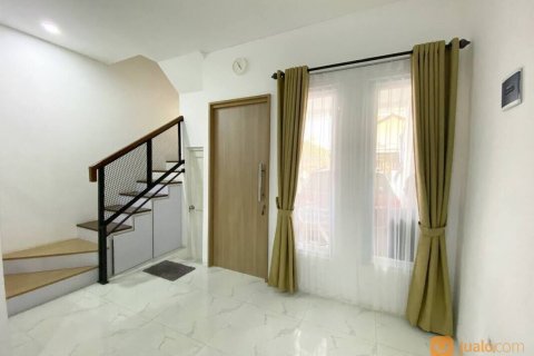 4 bedrooms House in South Tangerang, Indonesia No. 5598 2