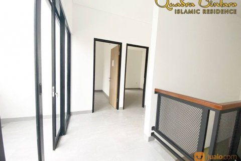 4 bedrooms House in South Tangerang, Indonesia No. 5598 3