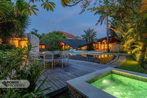Вилла с 4 спальнями в Seminyak, Бадунг, Индонезия № 338 29