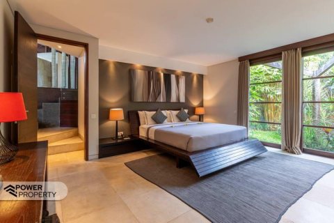 Вилла с 4 спальнями в Seminyak, Бадунг, Индонезия № 338 15