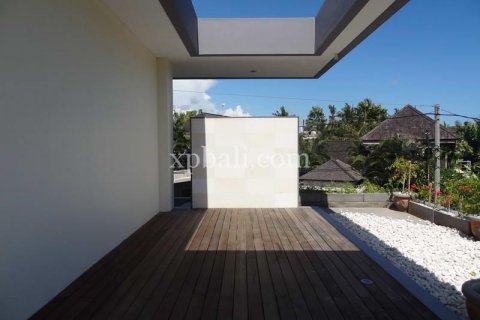 3 bedrooms Villa in Canggu, Badung, Indonesia No. 335 9