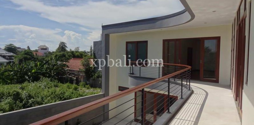 3 bedrooms Villa in Canggu, Badung, Indonesia No. 335