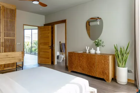 5 bedrooms Villa in Tibubeneng, Badung, Indonesia No. 10439 29