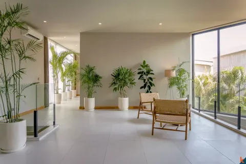 5 bedrooms Villa in Tibubeneng, Badung, Indonesia No. 10439 19