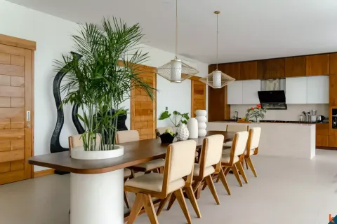 4 bedrooms Villa in Tibubeneng, Badung, Indonesia No. 10438 13