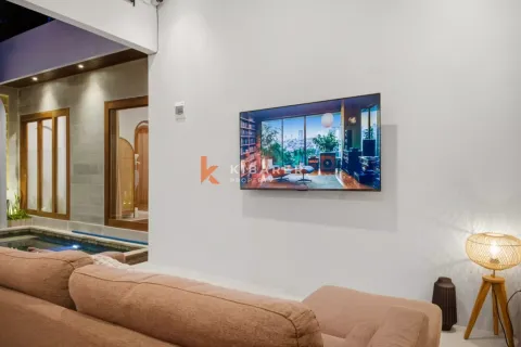 2 bedrooms Villa in South Kuta, Badung, Indonesia No. 13243 4