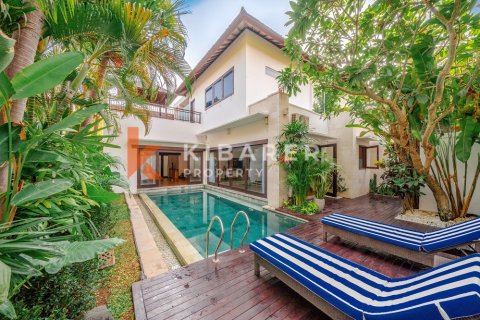 2 bedrooms Villa in Badung, Indonesia No. 13244