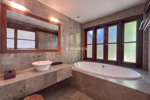 Вилла с 4 спальнями в Бадунг, Индонезия № 13246 22