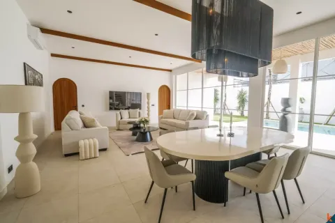 4 bedrooms Villa in South Denpasar, Denpasar, Indonesia No. 13240 5
