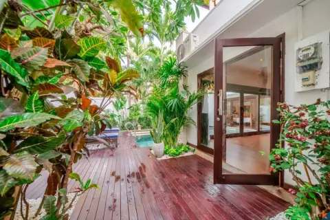 2 bedrooms Villa in Badung, Indonesia No. 10420 12
