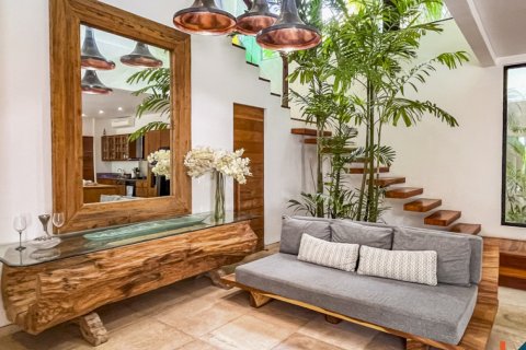 5 bedrooms Villa in Canggu, Badung, Indonesia No. 11424 14