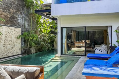 5 bedrooms Villa in Canggu, Badung, Indonesia No. 11424