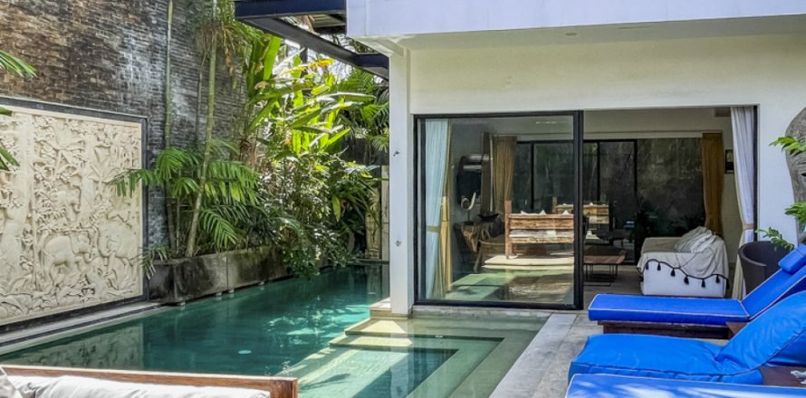 5 bedrooms Villa in Canggu, Badung, Indonesia No. 11424