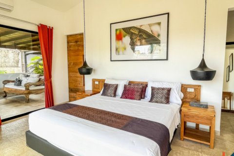 5 bedrooms Villa in Canggu, Badung, Indonesia No. 11424 18