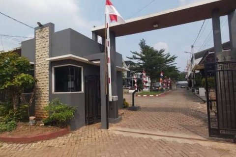 2 bedrooms House in South Tangerang, Indonesia No. 5049 11