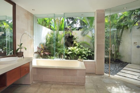 3 bedrooms Villa in Seminyak, Badung, Indonesia No. 955 8