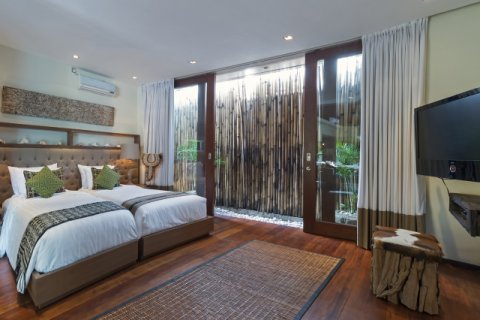 3 bedrooms Villa in Seminyak, Badung, Indonesia No. 959 15