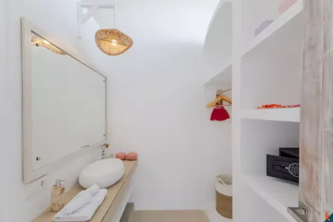 3 bedrooms Villa in Legian, Kuta, Badung, Indonesia No. 10115 17