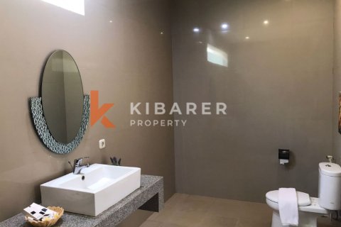 Вилла с 4 спальнями в Nusa Dua, Бадунг, Индонезия № 12408 13