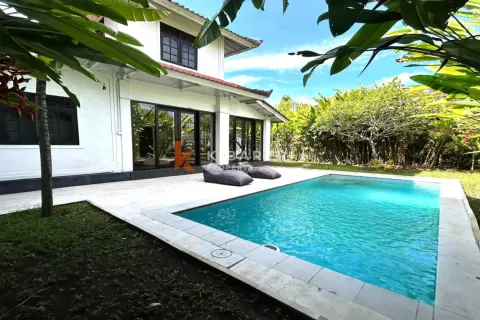 Вилла с 3 спальнями в Seminyak, Бадунг, Индонезия № 12123