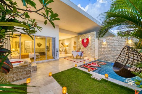 12 bedrooms Villa in Legian, Kuta, Badung, Indonesia No. 13249 2