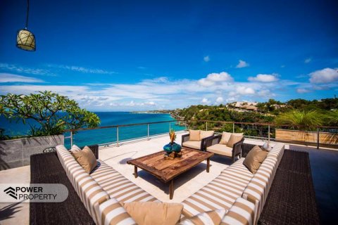 4 bedrooms Villa in South Kuta, Badung, Indonesia No. 7733 7