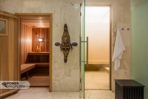 4 bedrooms Villa in South Kuta, Badung, Indonesia No. 7733 13
