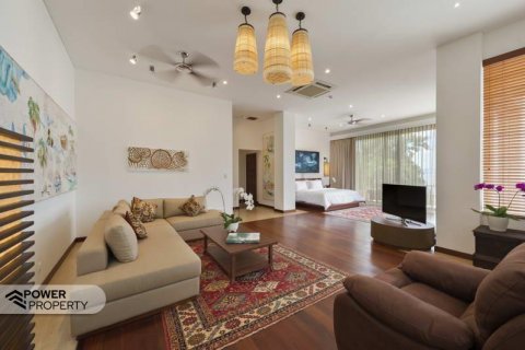 4 bedrooms Villa in South Kuta, Badung, Indonesia No. 7733 17
