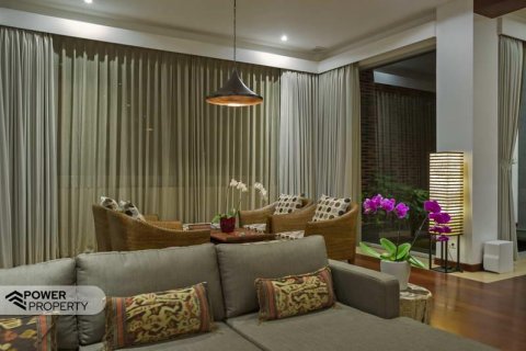 4 bedrooms Villa in South Kuta, Badung, Indonesia No. 7733 18