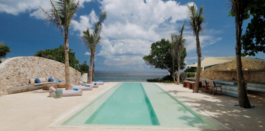 Вилла с 5 спальнями в Nusa Lembongan, Клунгкунг, Индонезия № 8928
