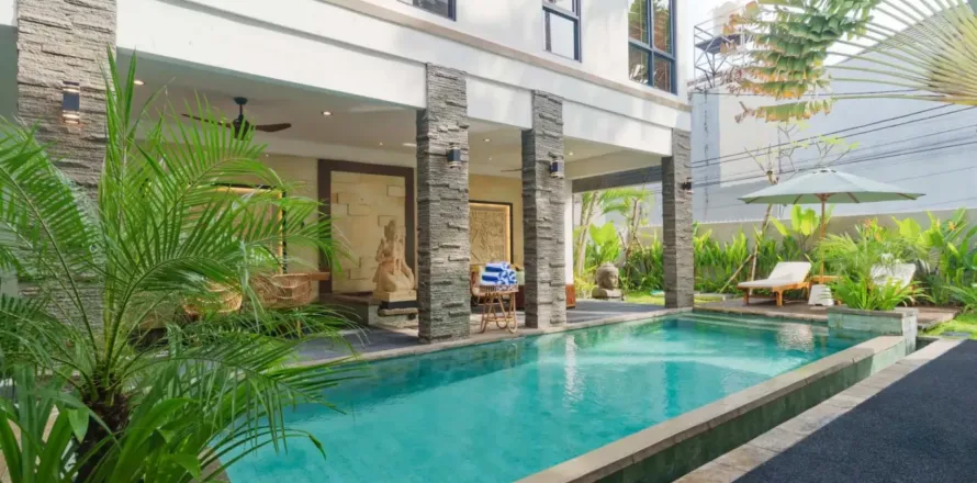 3 bedrooms Villa in Canggu, Badung, Indonesia No. 10092