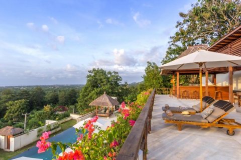 6 bedrooms Villa in South Kuta, Badung, Indonesia No. 806 3