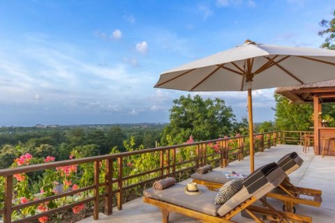 6 bedrooms Villa in South Kuta, Badung, Indonesia No. 806 4