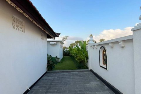 6 bedrooms Villa in Tabanan, Indonesia No. 8638 6