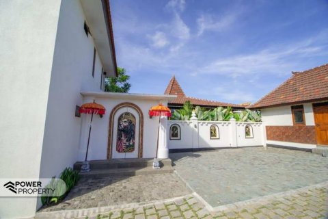 6 bedrooms Villa in Tabanan, Indonesia No. 8638 10
