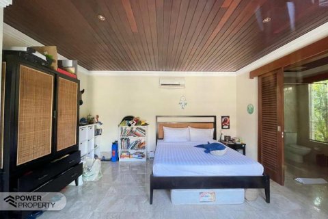 3 bedrooms Villa in South Kuta, Badung, Indonesia No. 8637 11