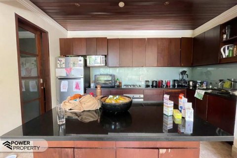 3 bedrooms Villa in South Kuta, Badung, Indonesia No. 8637 12