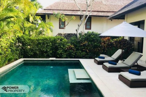 3 bedrooms Villa in South Kuta, Badung, Indonesia No. 8637 4