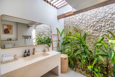 3 bedrooms Villa in South Kuta, Badung, Indonesia No. 10674 25